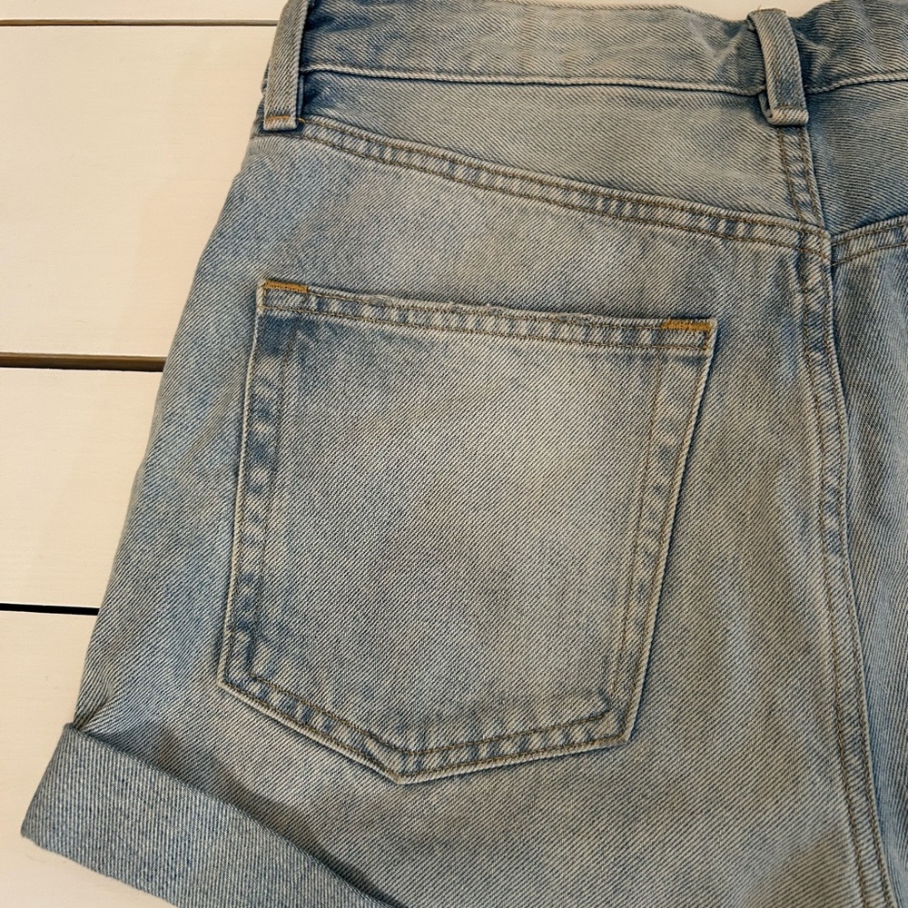 H&M Denim High Waisted Shorts - Picture 3 of 9